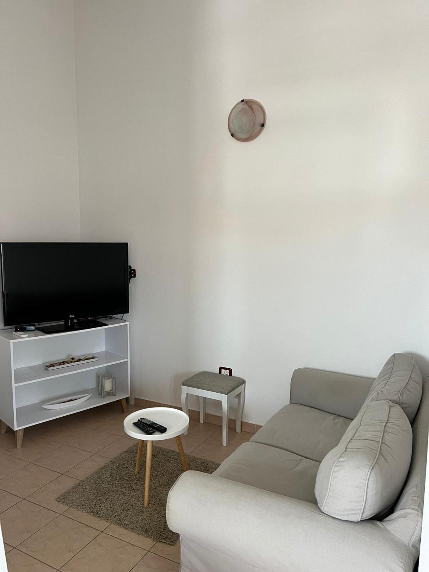 רוביני Apartments And Rooms Lorena 236 מראה חיצוני תמונה